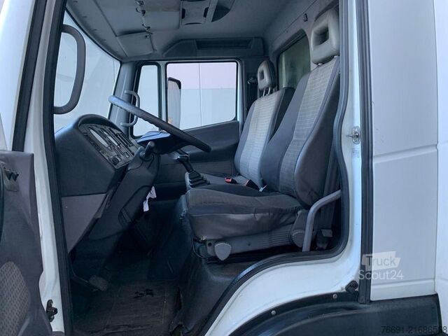 Camion bâché Nissan Atleon 35.15 - Furgone in Lega con Telo