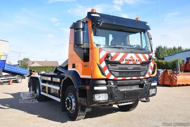 Система крюкообразных рычагов Iveco Trakker 360 +Waf 20t.hooklift
