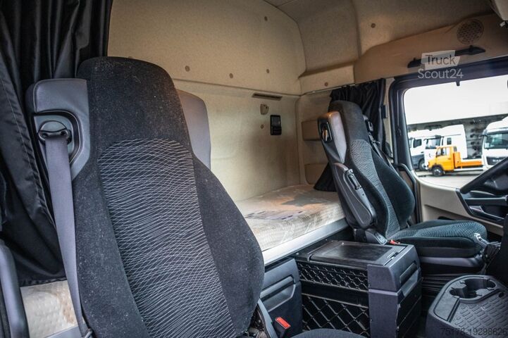 Standard tractor MERCEDES ACTROS 1845 LS