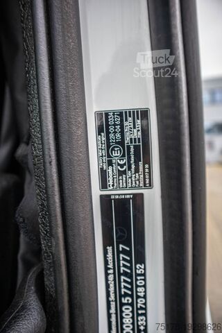 Standard tractor MERCEDES ACTROS 1845 LS