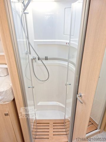 Camping-car intégral HYMER/ERIBA B-Klasse ML I BlackLine 780 HUBSTÜTZ.,