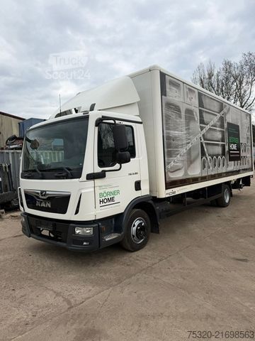 Transporter mit Koffer MAN 8.180 koffer Ladebordw.