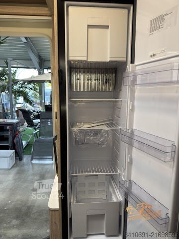 Camping-car semi-intégré EURAMOBIL Profila T 720 EB Fahrassistenz-Paket Alde RFK