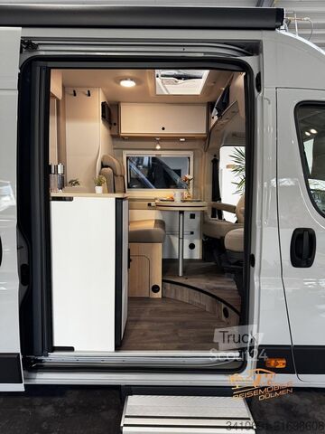Автодім LMC Innovan Pure 640 8G Auto Fahrassistenz-Paket