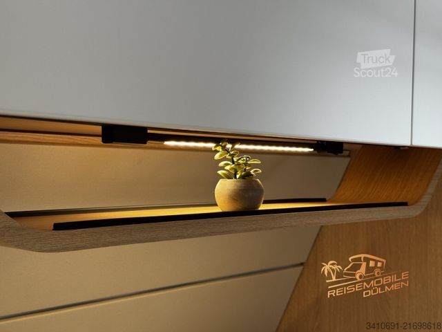 Kemperis LMC Style 70 453 D 70 Jahre Paket Therme 1800kg