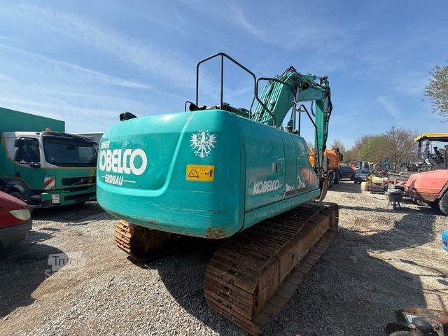 Escavatore cingolato KOBELCO SK210