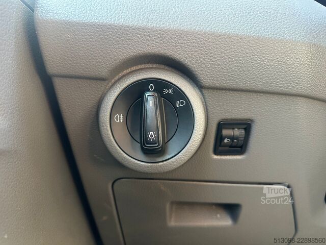 Duba panelată VW T6.1 SORTIMO REGALS. DACHTRÄ. KLIMA AHK 1.HAND