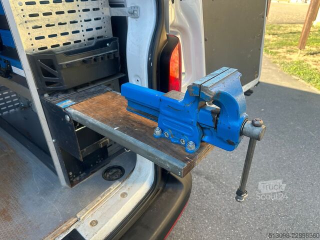 Duba panelată VW T6.1 SORTIMO REGALS. DACHTRÄ. KLIMA AHK 1.HAND