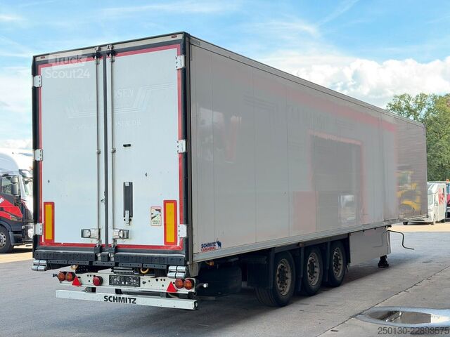 Semi-reboque frigorífico SCHMITZ CARGOBULL Doppelstock Tiefkühler /Telematic/Defrost