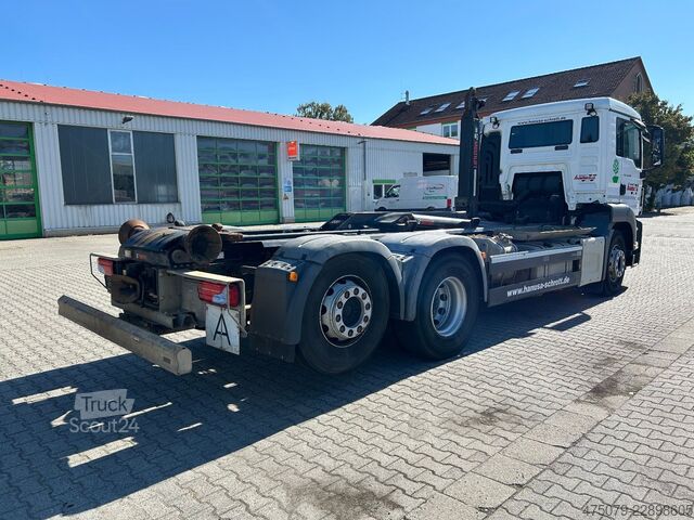 Abrollkipper MAN TGS 26.440 / 6x2-4 / Hiab XR21S59