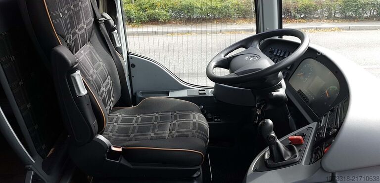 Reisebus Mercedes-Benz Omnibus Tourismo RH kurz