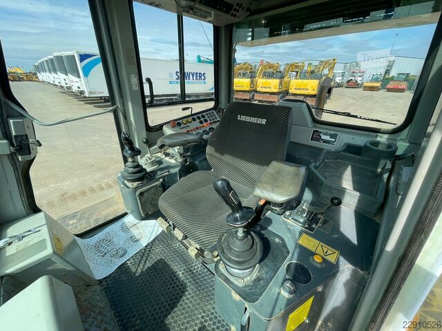  Liebherr LR622B