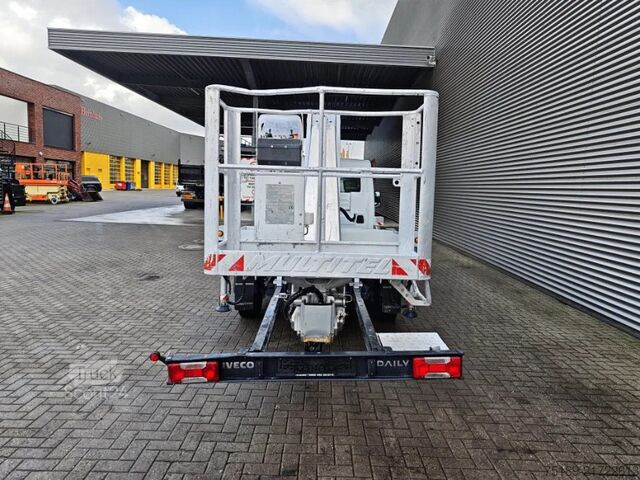 Pacelšanas platforma Iveco Daily 35-120 Multitel MT 270