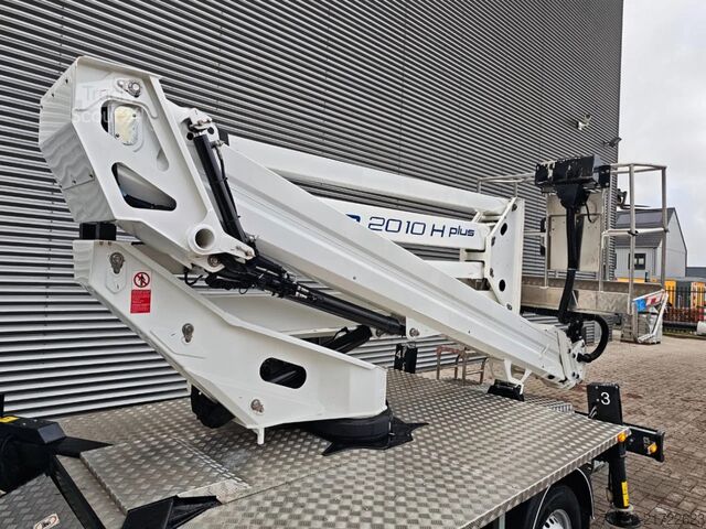 Pacelšanas platforma Iveco Daily 35-140 Oil & Steel Snake 2010 H Plus