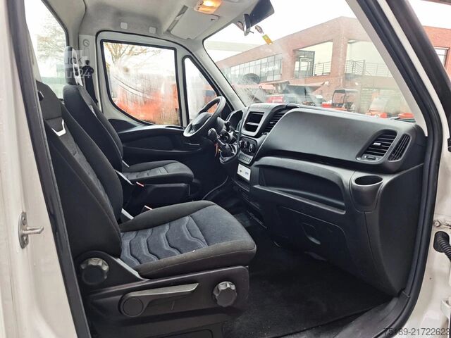 Pacelšanas platforma Iveco Daily 35-140 Oil & Steel Snake 2010 H Plus
