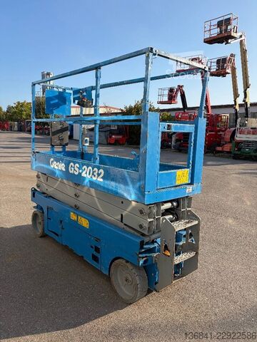 Sakselevator Genie GS 2032 8,20m Scherenarbeitsbühne