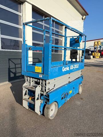 Sakselevator Genie GS 2032 8,20m Scherenarbeitsbühne