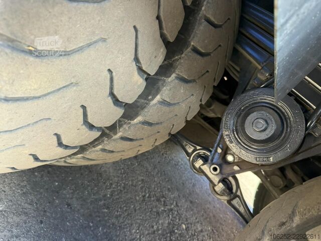 Camion cu macara Volvo FM 360 8x4 + EFFER 275 - 4S + JIB 3S + ATM TRAI...