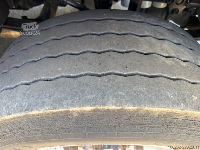 Camion cu macara Volvo FM 360 8x4 + EFFER 275 - 4S + JIB 3S + ATM TRAI...