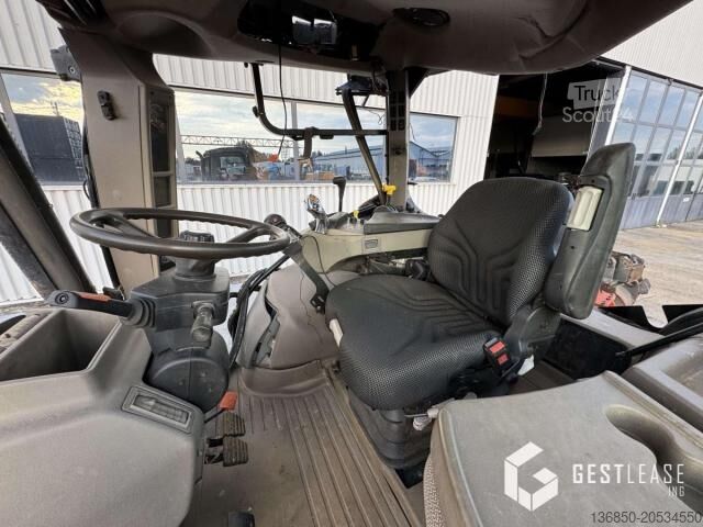 Terminálový traktor Case-Ih Maxxum 110