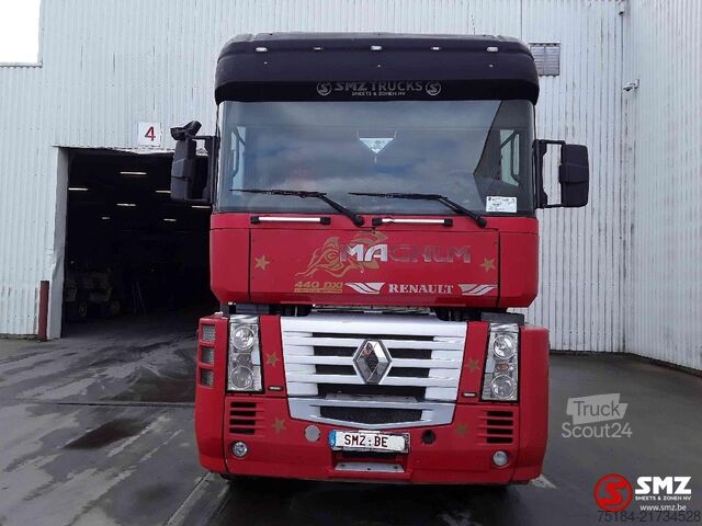 Standard-SZM Renault Magnum 440