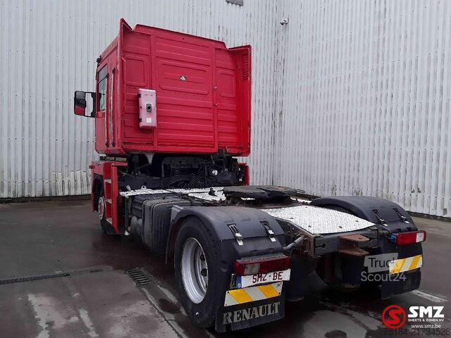 Standard-SZM Renault Magnum 440