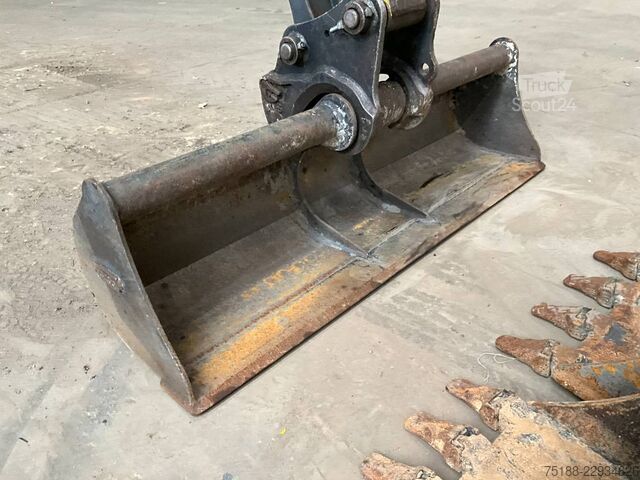 Mini bager Bobcat E 26