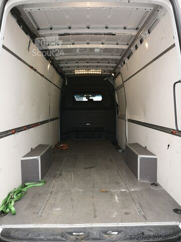 Fourgon haut Mercedes-Benz Sprinter 317