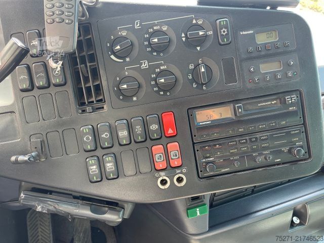 Λεωφορείο τουρισμού MERCEDES-BENZ O 404 10 RHD A