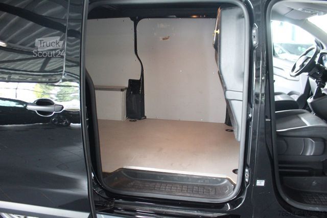 Панелен ван OPEL Vivaro Kasten Edition L3 Navi Kamera