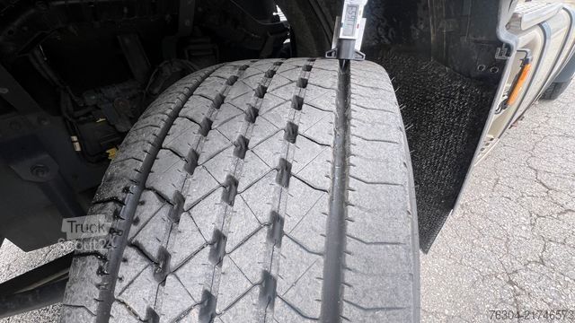 Štandardný ťahač DAF XF 450 FT