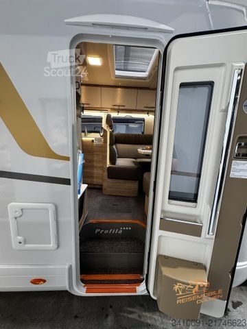 Semi-integrated camper EURAMOBIL Profila T 695 EB verfügbar ab ca.05.2026!