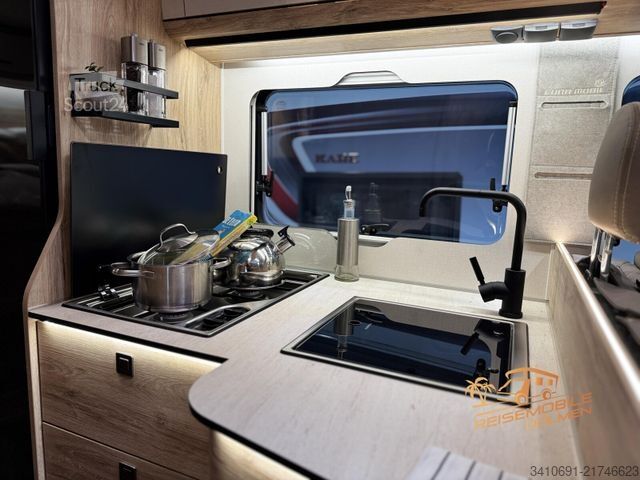 Semi-integrated camper EURAMOBIL Profila T 695 EB verfügbar ab ca.05.2026!