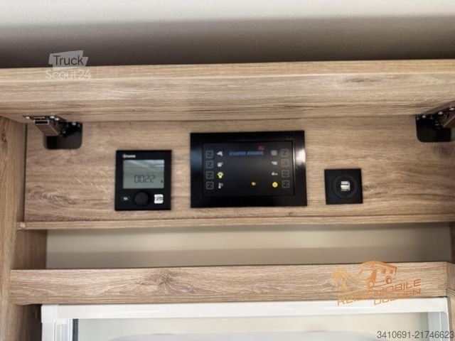 Semi-integrated camper EURAMOBIL Profila T 695 EB verfügbar ab ca.05.2026!