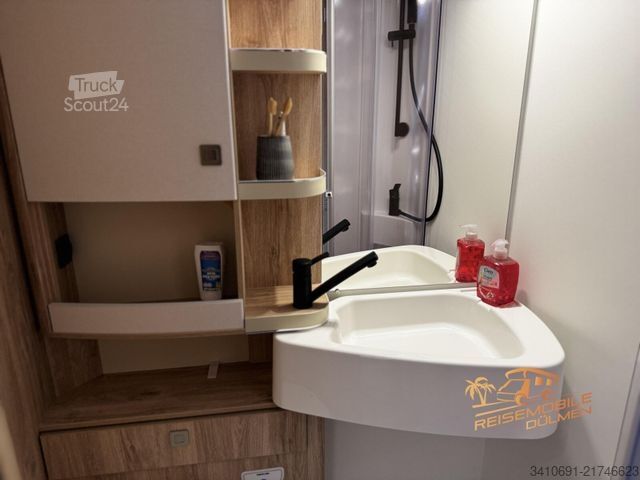 Semi-integrated camper EURAMOBIL Profila T 695 EB verfügbar ab ca.05.2026!