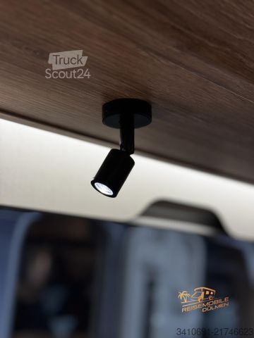 Semi-integrated camper EURAMOBIL Profila T 695 EB verfügbar ab ca.05.2026!