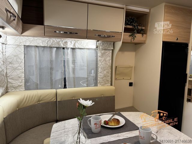 Alcove camper EURAMOBIL Activa One AO 650 HS Vorlauf 2026