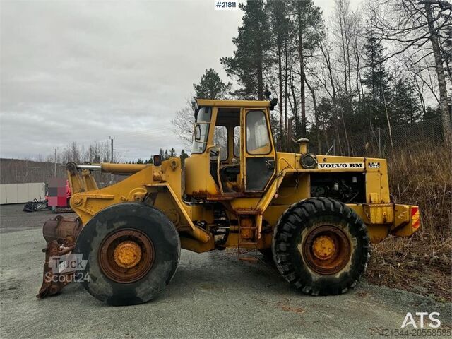 Hjullaster Volvo LM1240 wheel loader. WATCH VIDEO