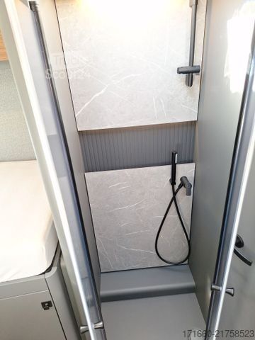 Integriertes Wohnmobil HYMER/ERIBA B-Klasse MC I 680