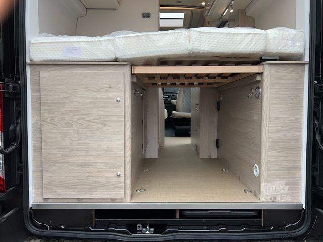 Kastenwagen Wohnmobil / Campervan BÜRSTNER Lineo C 550 Gästebett