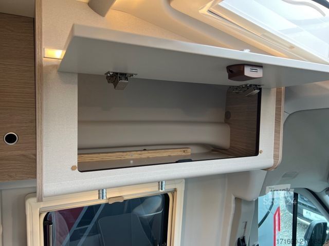 Kastenwagen Wohnmobil / Campervan BÜRSTNER Lineo C 550 Gästebett