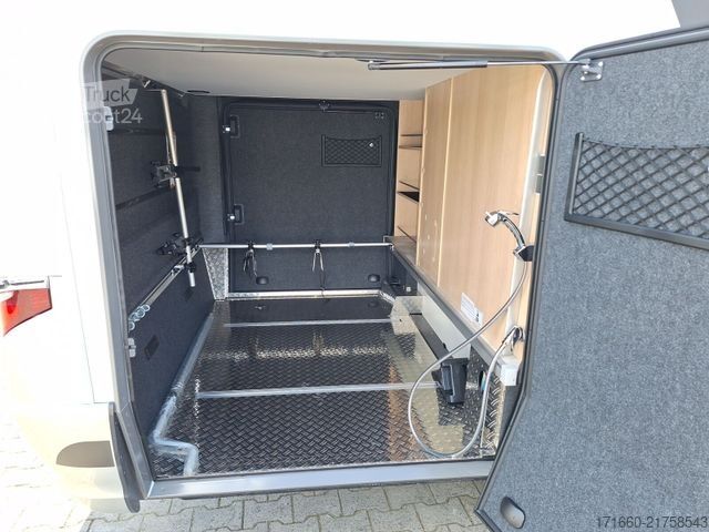 Інтегрований автокемпер HYMER/ERIBA B-Klasse ML I BlackLine 780 HUBSTÜTZEN+Autarkie