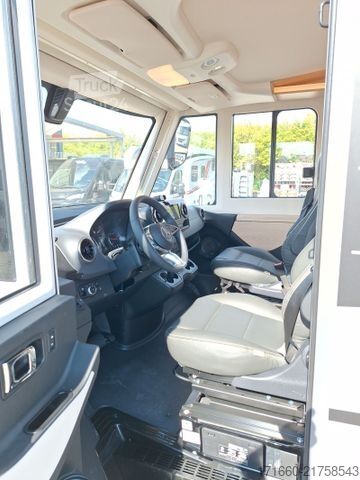 Інтегрований автокемпер HYMER/ERIBA B-Klasse ML I BlackLine 780 HUBSTÜTZEN+Autarkie