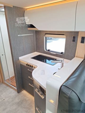 Інтегрований автокемпер HYMER/ERIBA B-Klasse ML I BlackLine 780 HUBSTÜTZEN+Autarkie