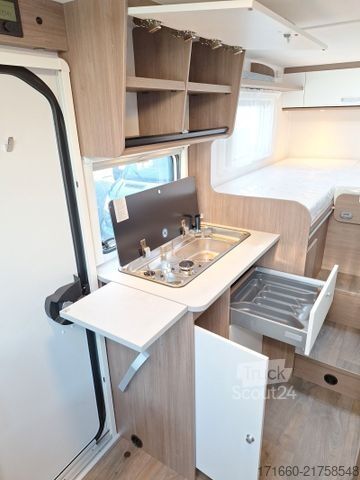 Teilintegriertes Wohnmobil CARADO V 347