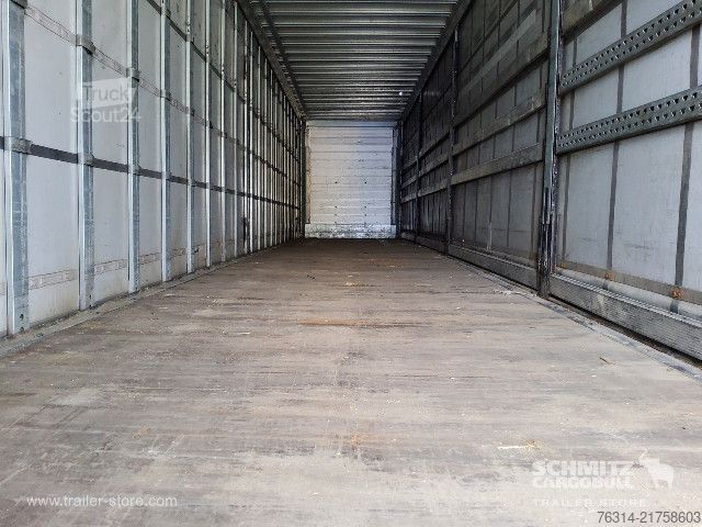 Nyitott ponyvás félpótkocsi Schmitz Cargobull Curtainsider Mega Getränke