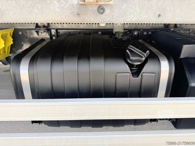 Valníkový nákladní automobil s plachtou IVECO 140E28 Eurocargo LBW Bär 1,5to orig.56.282km AHK