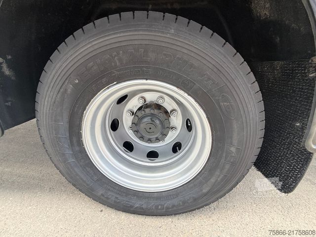 Valníkový nákladní automobil s plachtou IVECO 140E28 Eurocargo LBW Bär 1,5to orig.56.282km AHK