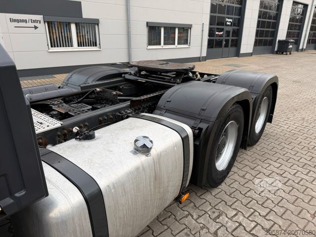 Tung lastbil MERCEDES-BENZ 2663 Arocs Nebenantrieb Retarder VOLL