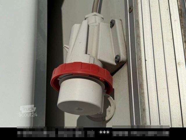 Kylskåpsbil MERCEDES-BENZ Sprinter 316 CDi Kühlkoffer Zanotti Tiefkühlung